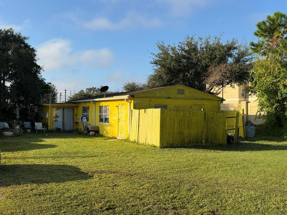 Apt rental