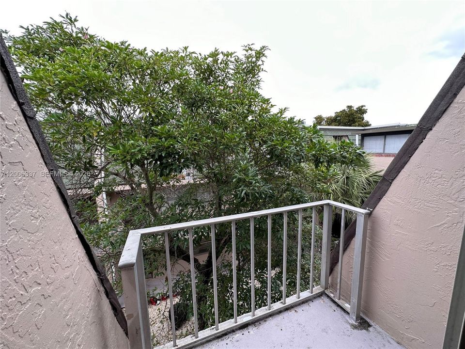 En Venta: $180,000 (2 camas, 2 baños, 1080 Pies cuadrados)