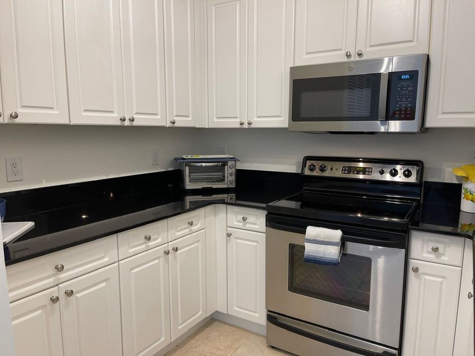 407 kitchen 2
