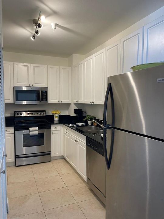 407 kitchen