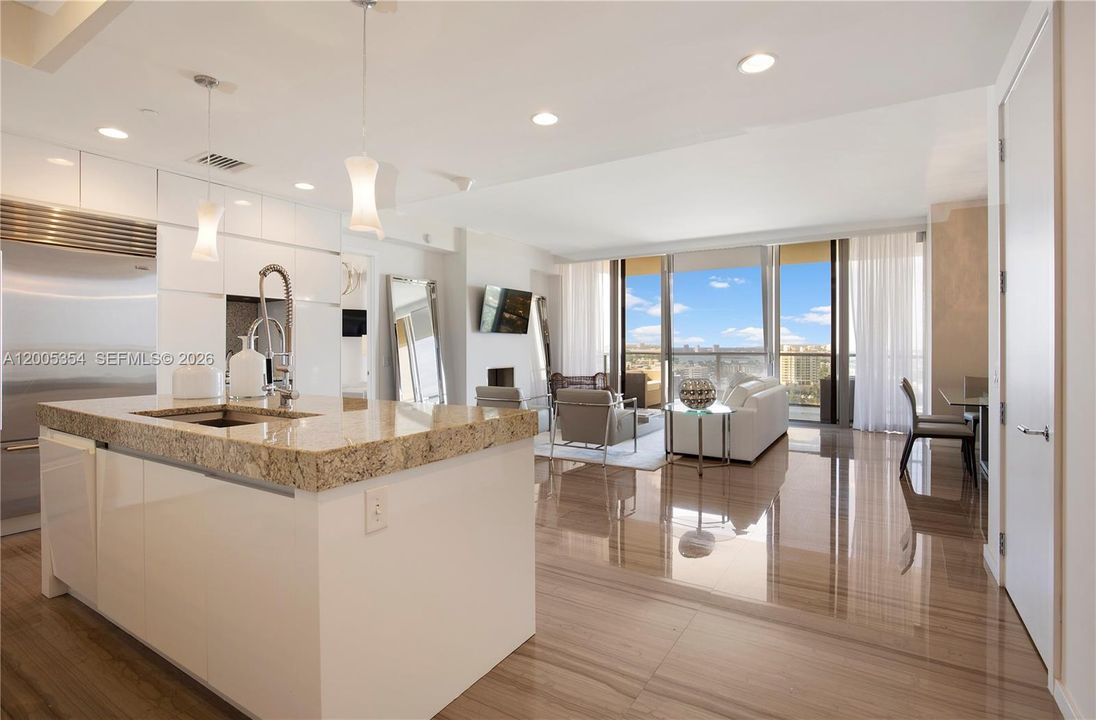 В аренду: $25,000 (2 спален, 2 ванн, 1777 Квадратных фут)