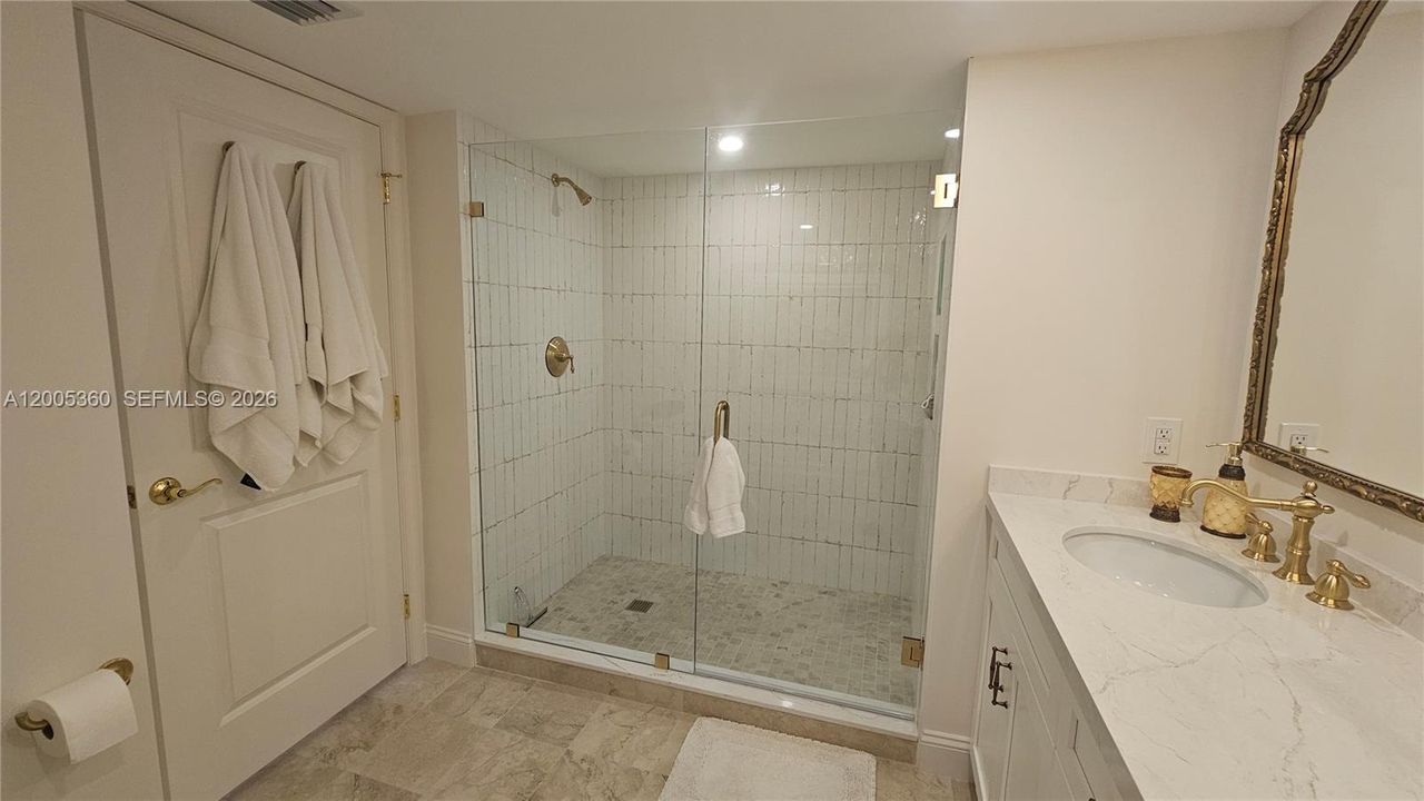 En Renta: $10,500 (2 camas, 2 baños, 1904 Pies cuadrados)