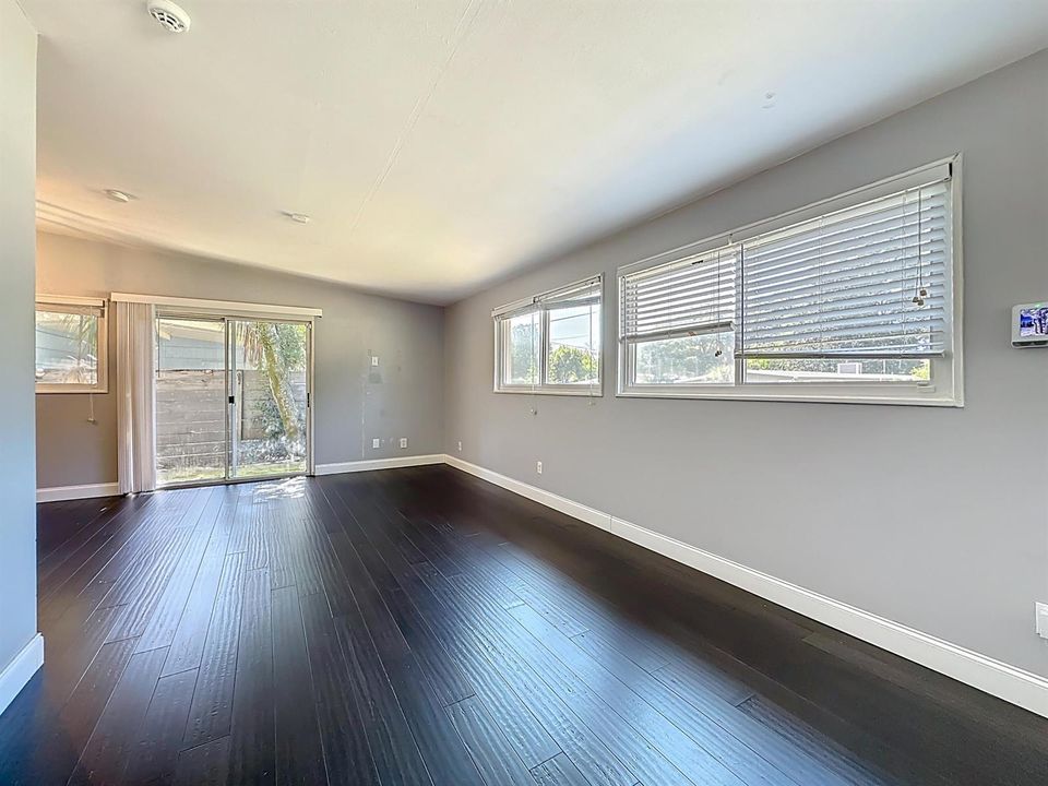 7615 Mayapple Road-12