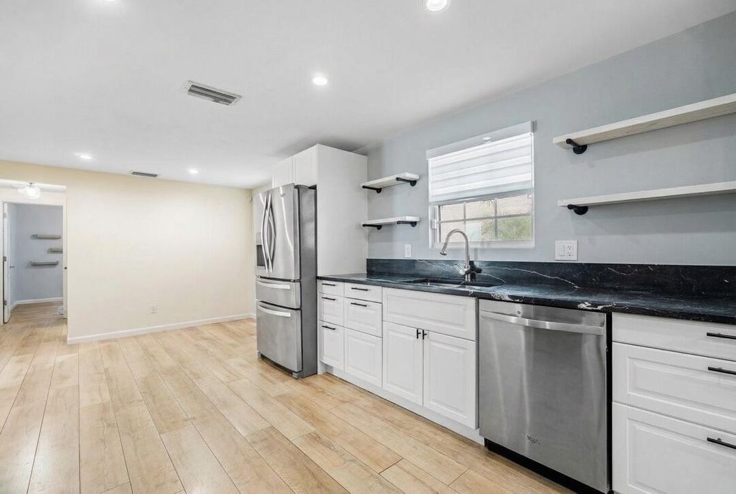 Kitchen 1