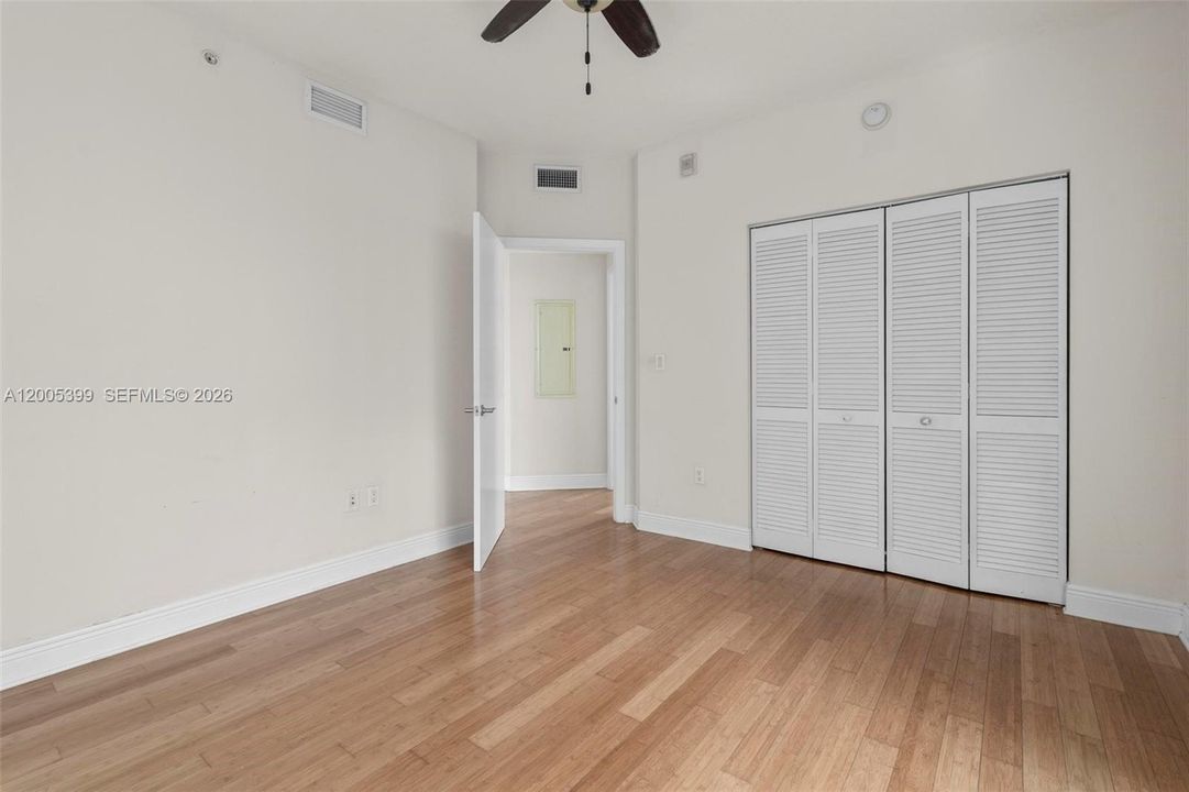 Activo con contrato: $380,000 (2 camas, 2 baños, 1194 Pies cuadrados)