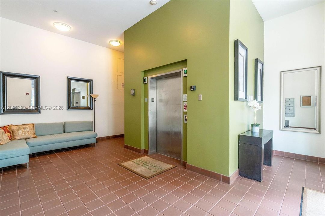 Activo con contrato: $380,000 (2 camas, 2 baños, 1194 Pies cuadrados)
