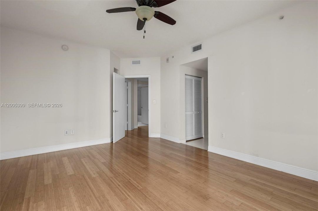 Activo con contrato: $380,000 (2 camas, 2 baños, 1194 Pies cuadrados)