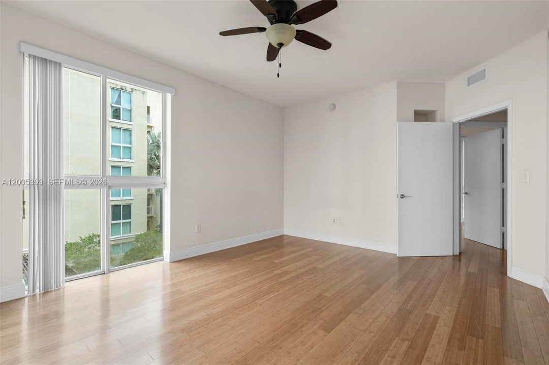 Activo con contrato: $380,000 (2 camas, 2 baños, 1194 Pies cuadrados)