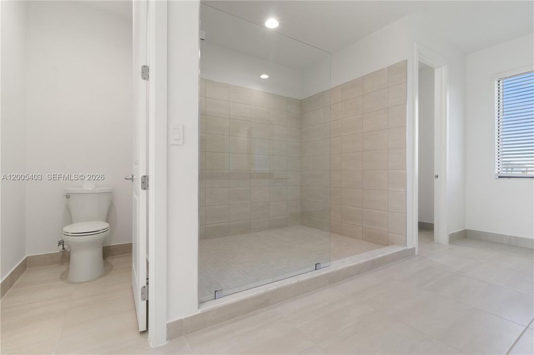 En Renta: $13,000 (4 camas, 3 baños, 4041 Pies cuadrados)