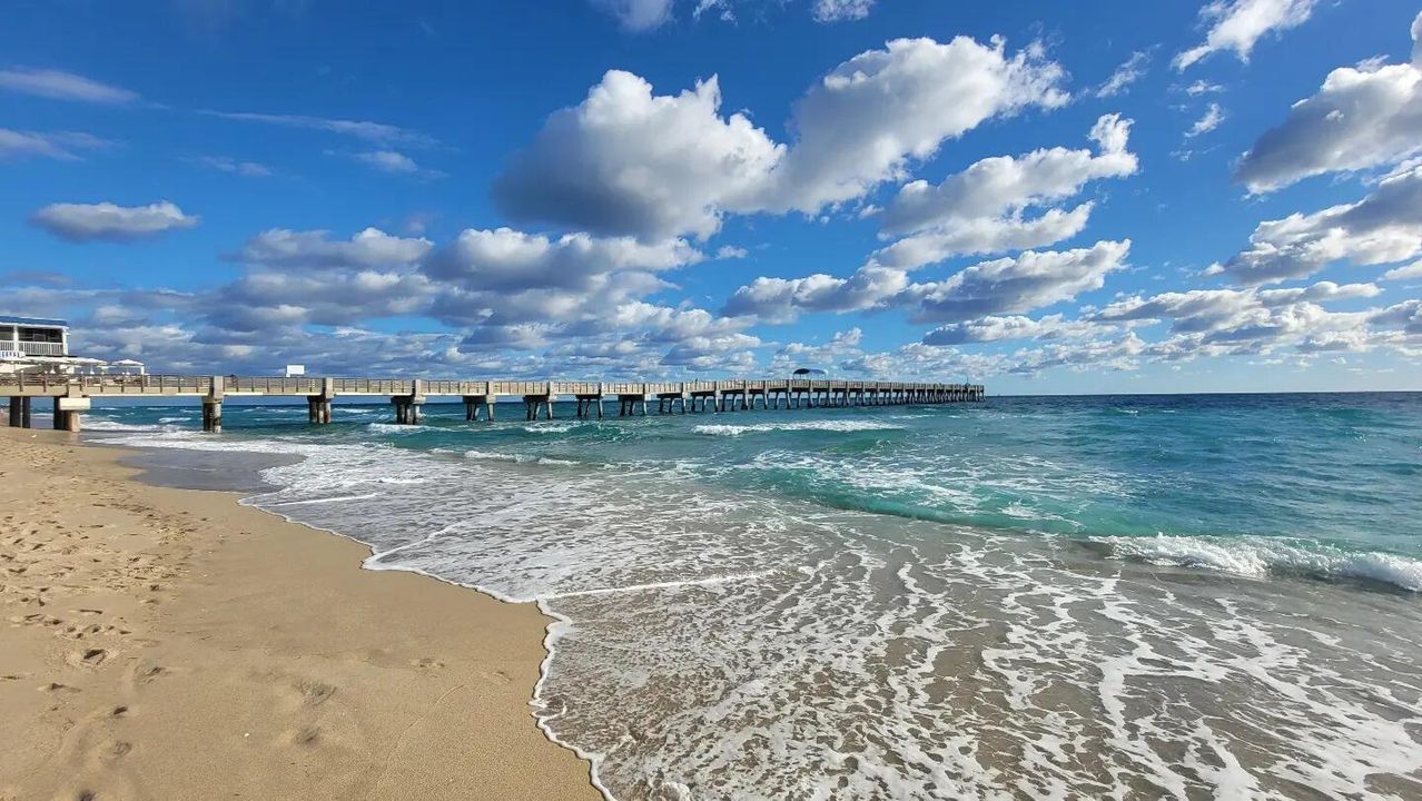 Lake Worth Beach pier photo