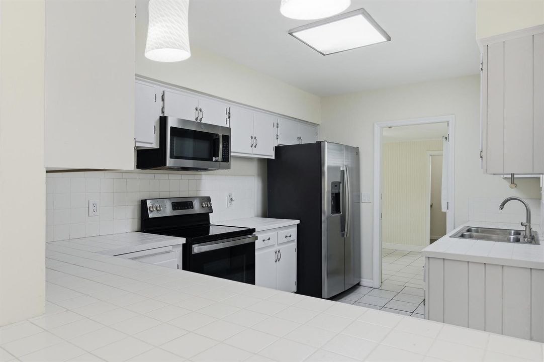 5650_Lake_Osborne_Dr_Lake_Worth_011