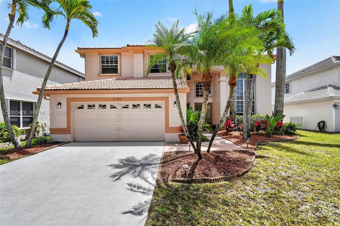 En Venta: $850,000 (5 camas, 3 baños, 3051 Pies cuadrados)