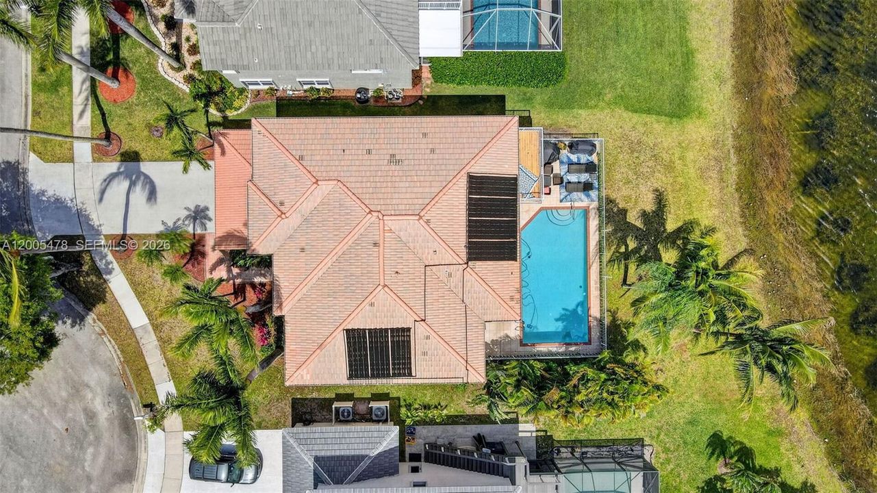 En Venta: $850,000 (5 camas, 3 baños, 3051 Pies cuadrados)