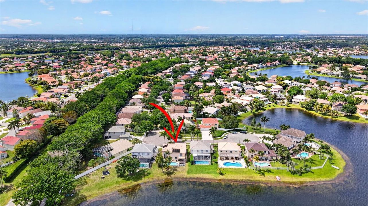 En Venta: $850,000 (5 camas, 3 baños, 3051 Pies cuadrados)