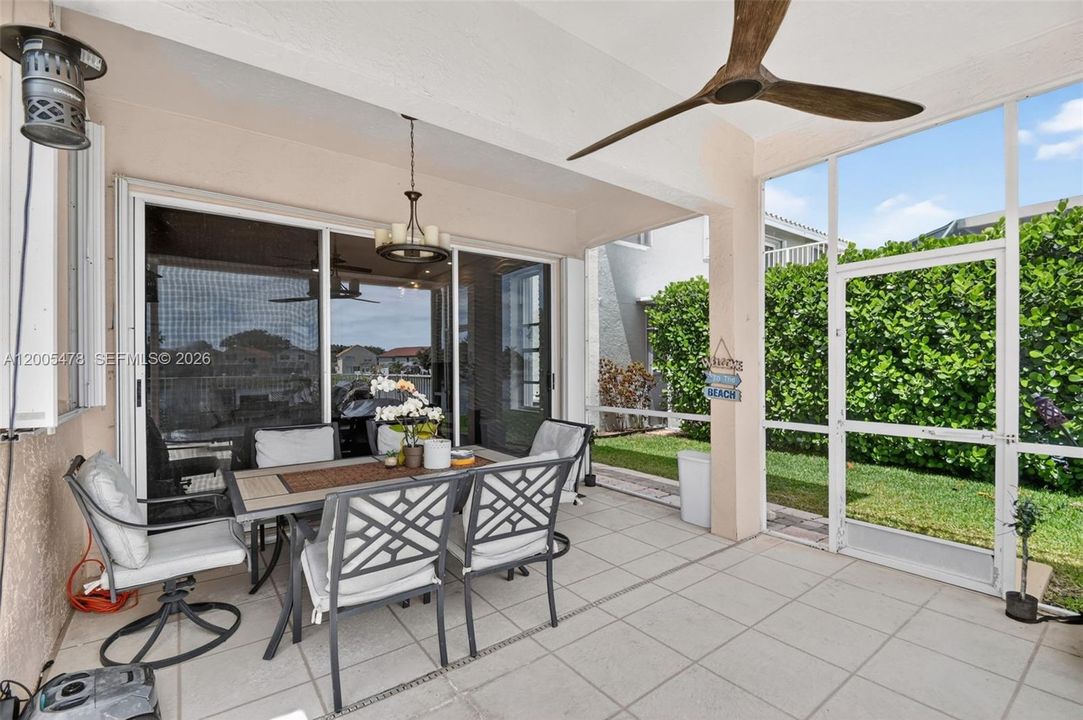 En Venta: $850,000 (5 camas, 3 baños, 3051 Pies cuadrados)