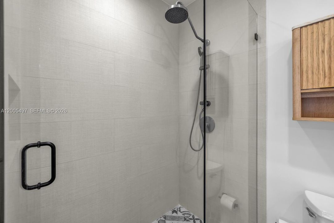 For Rent: $15,000 (4 beds, 3 baths, 2118 Square Feet)