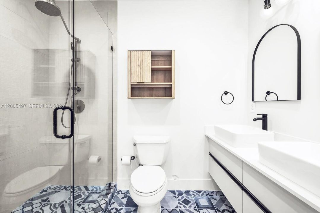 For Rent: $15,000 (4 beds, 3 baths, 2118 Square Feet)