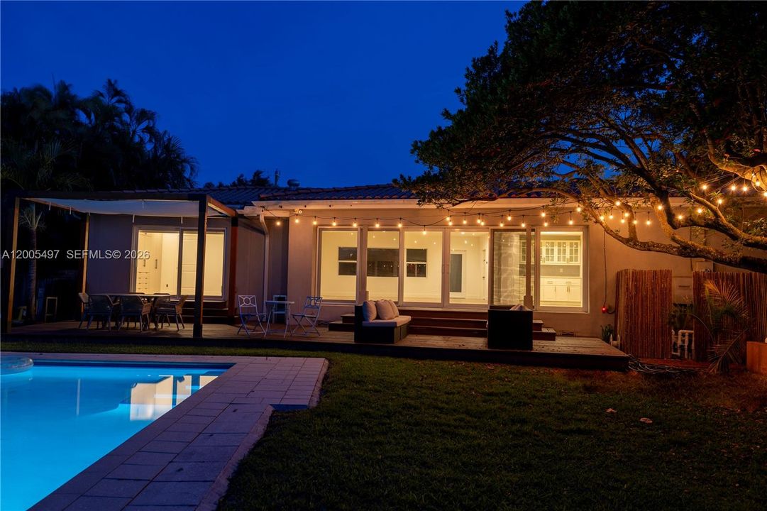For Rent: $15,000 (4 beds, 3 baths, 2118 Square Feet)