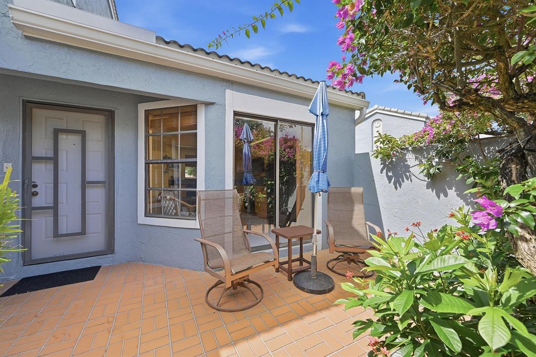 8362 Waterford Ave - Front Patio 1