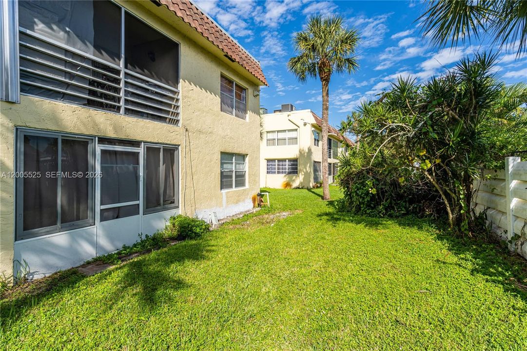En Venta: $190,000 (2 camas, 2 baños, 1000 Pies cuadrados)