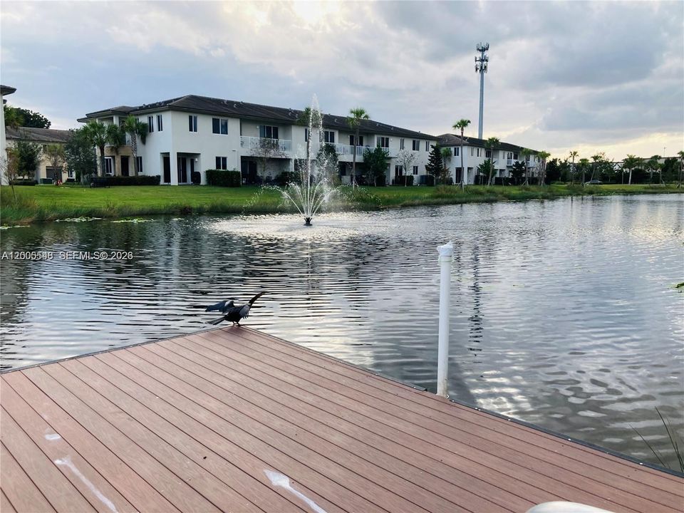 For Rent: $3,100 (3 beds, 2 baths, 1557 Square Feet)