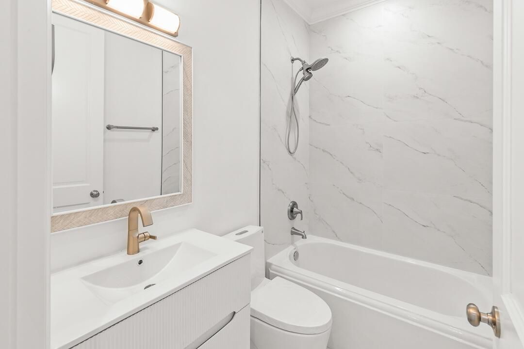 47 SW Osceola Street #206 2026-15