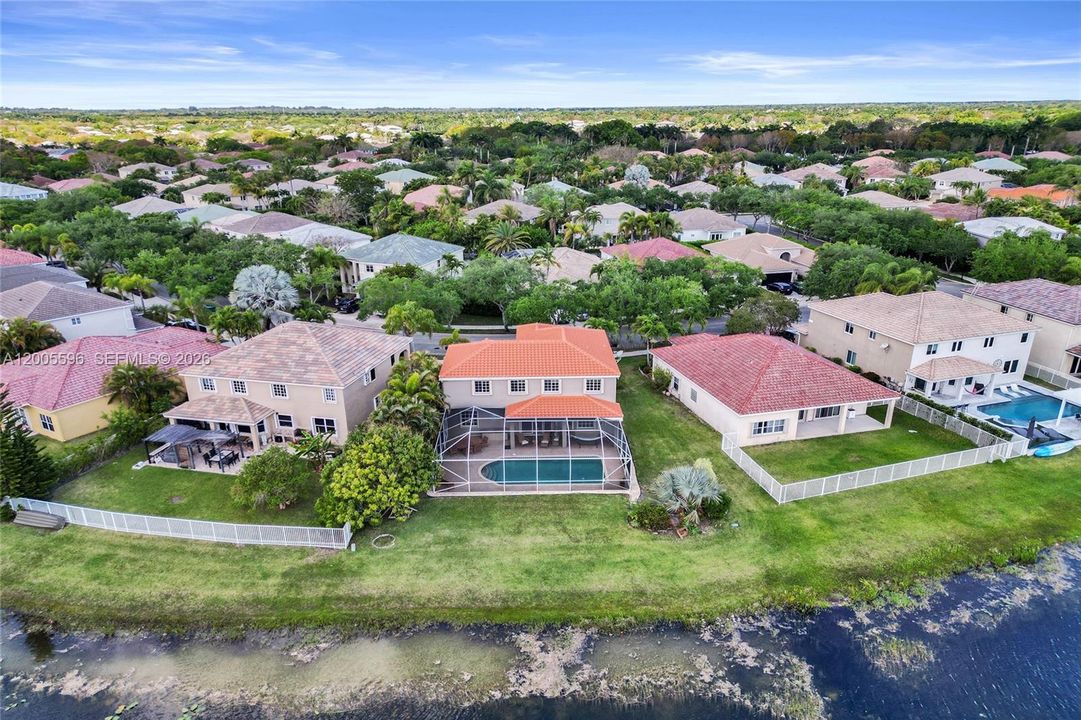 For Sale: $1,200,000 (5 beds, 4 baths, 2536 Square Feet)