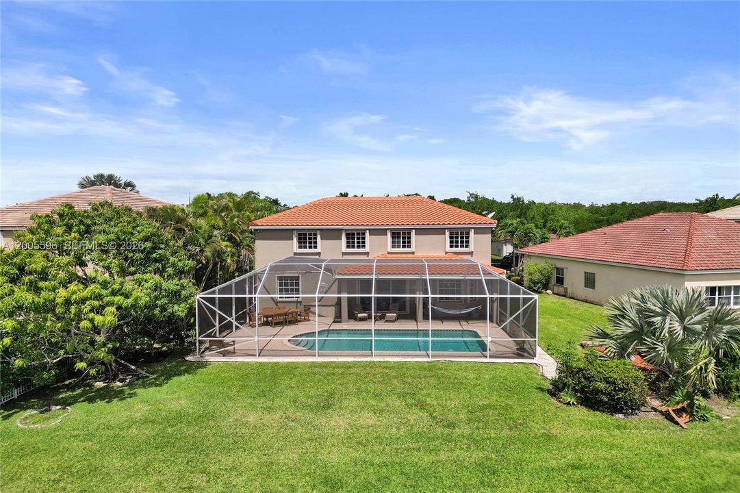 For Sale: $1,200,000 (5 beds, 4 baths, 2536 Square Feet)
