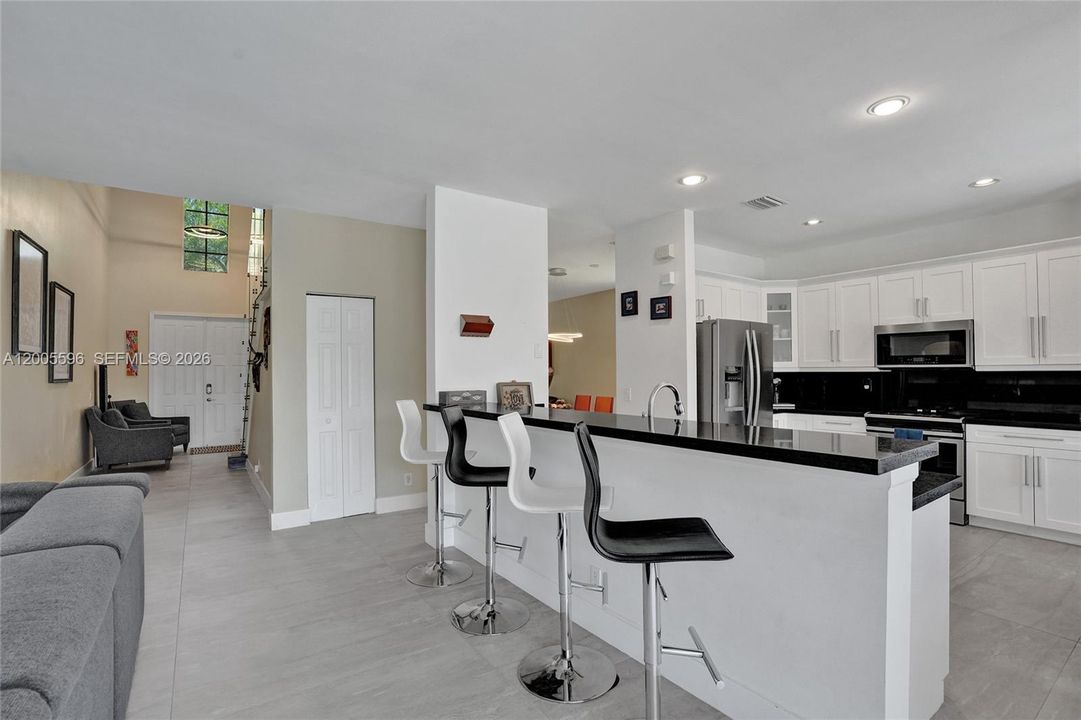 For Sale: $1,200,000 (5 beds, 4 baths, 2536 Square Feet)