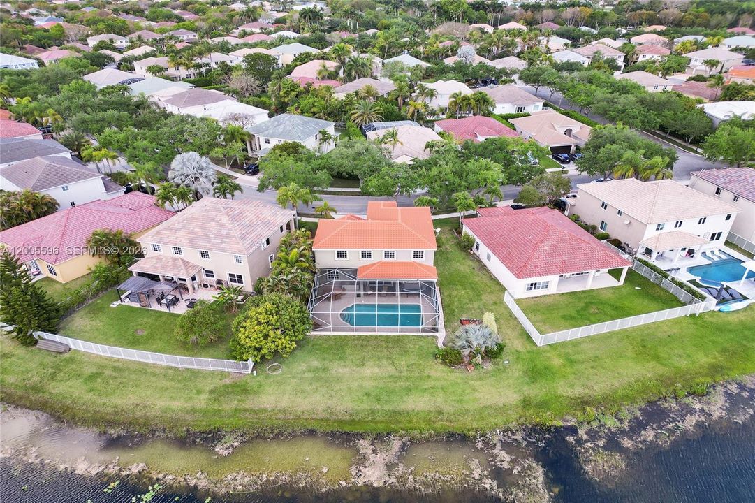 For Sale: $1,200,000 (5 beds, 4 baths, 2536 Square Feet)