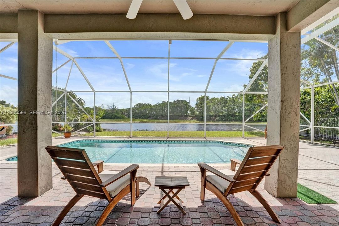 For Sale: $1,200,000 (5 beds, 4 baths, 2536 Square Feet)