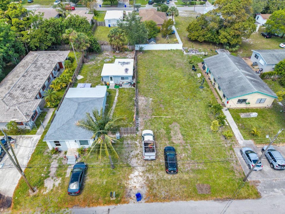 compressed_DJI_20260418120122_0536_D
