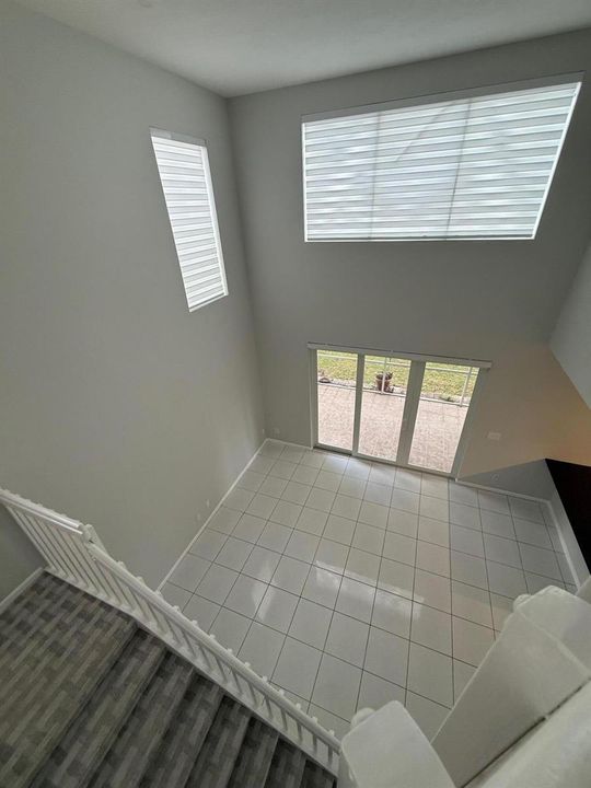 15258 family room
