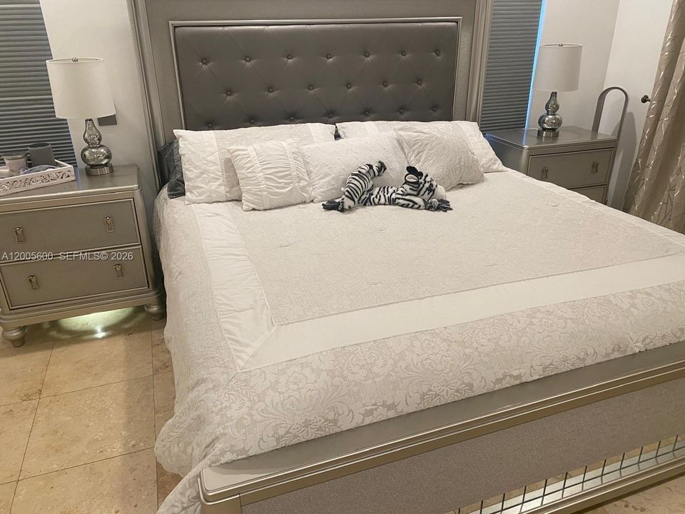В аренду: $4,200 (4 спален, 2 ванн, 1786 Квадратных фут)