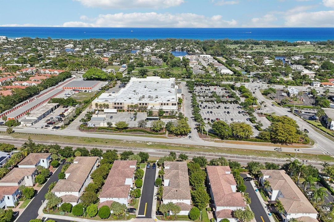 39-web-or-mls-Graham Pl-S1704-039
