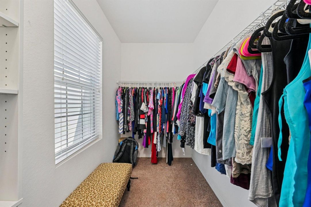 19-web-or-mls-Graham Pl-S1704-019