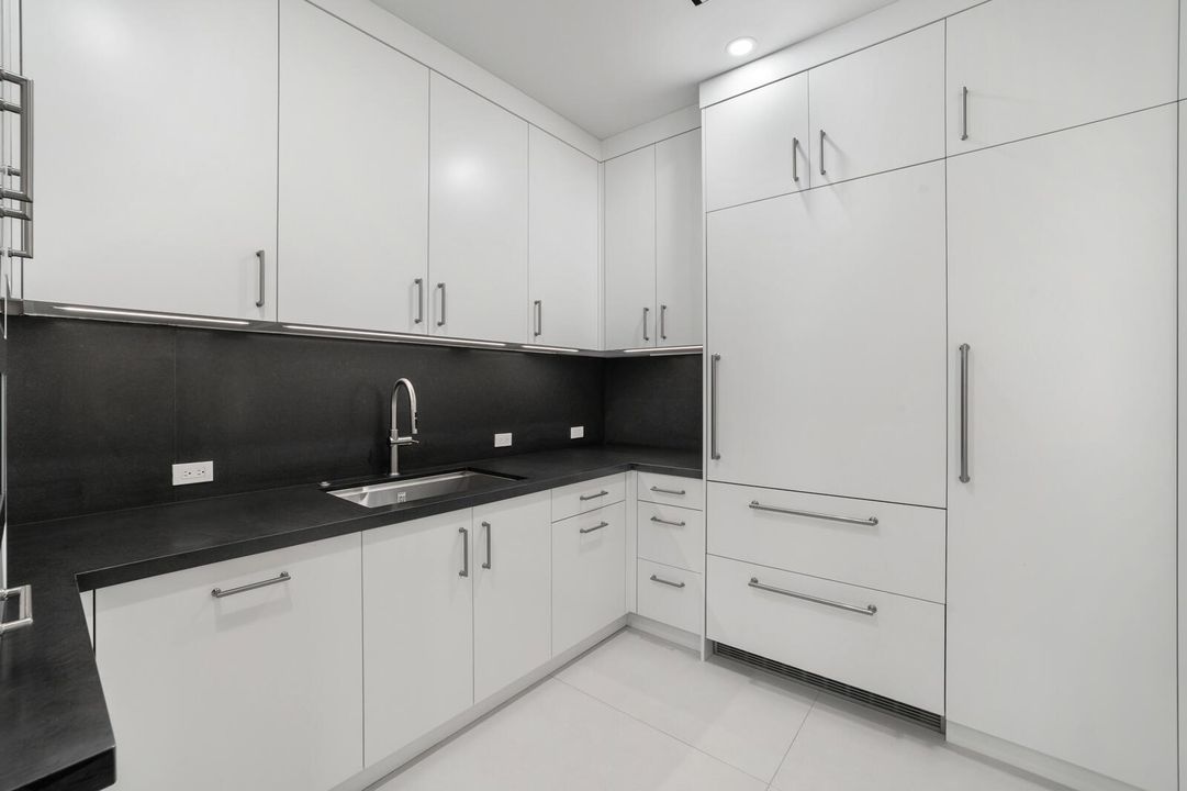 _LG10322-MLS