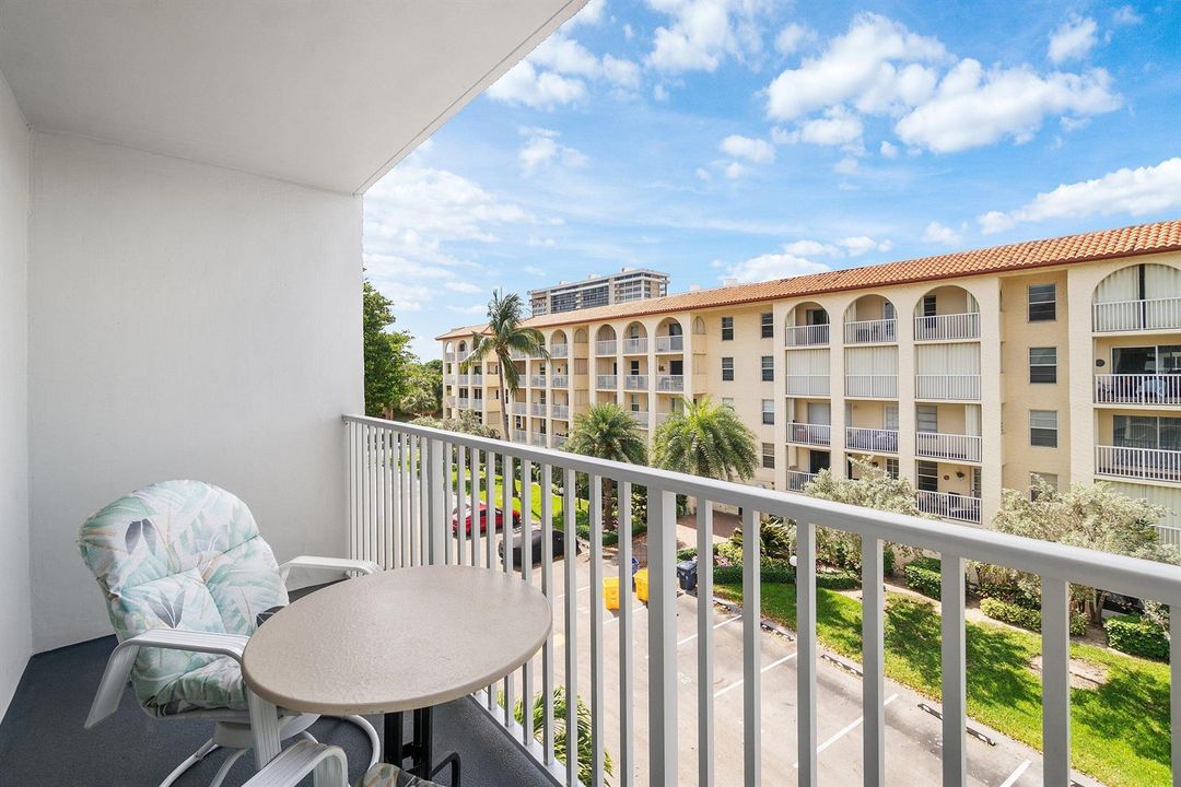 Balcony South