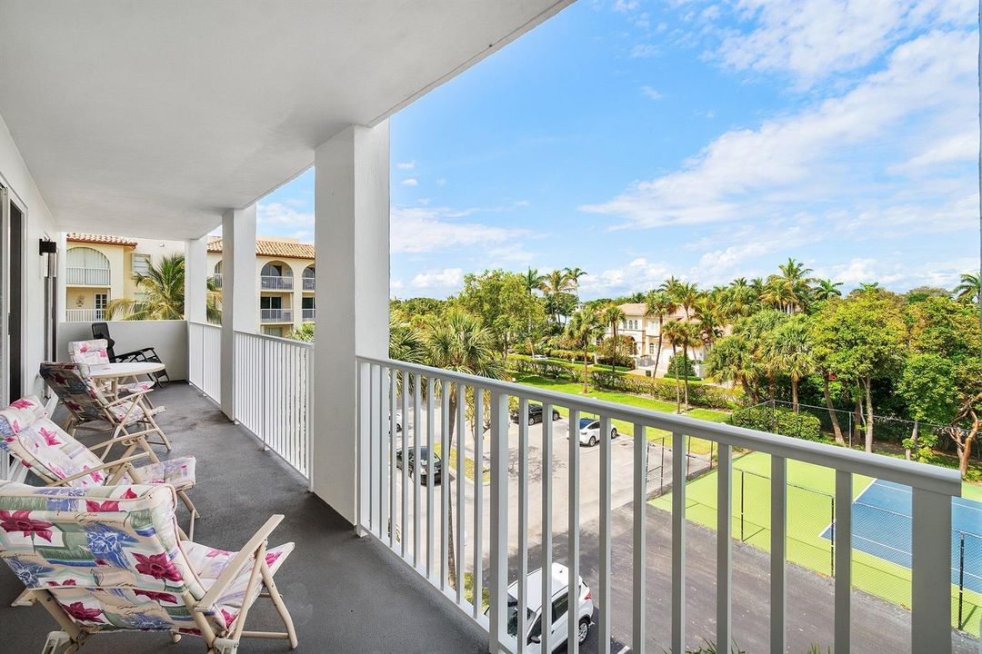 Balcony West