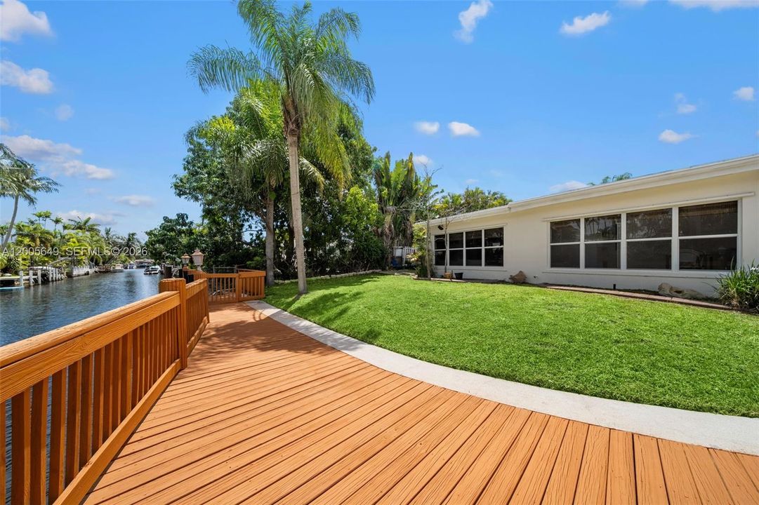 Active With Contract: $985,000 (4 beds, 3 baths, 2022 Square Feet)