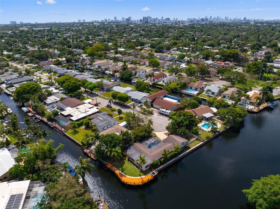 Active With Contract: $985,000 (4 beds, 3 baths, 2022 Square Feet)