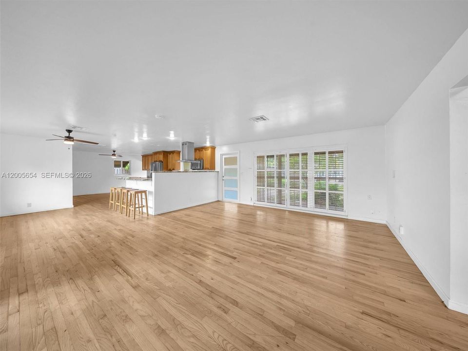 На продажу: $775,000 (2 спален, 2 ванн, 1506 Квадратных фут)