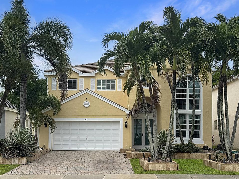 307 Berenger Walk Home For Sale
