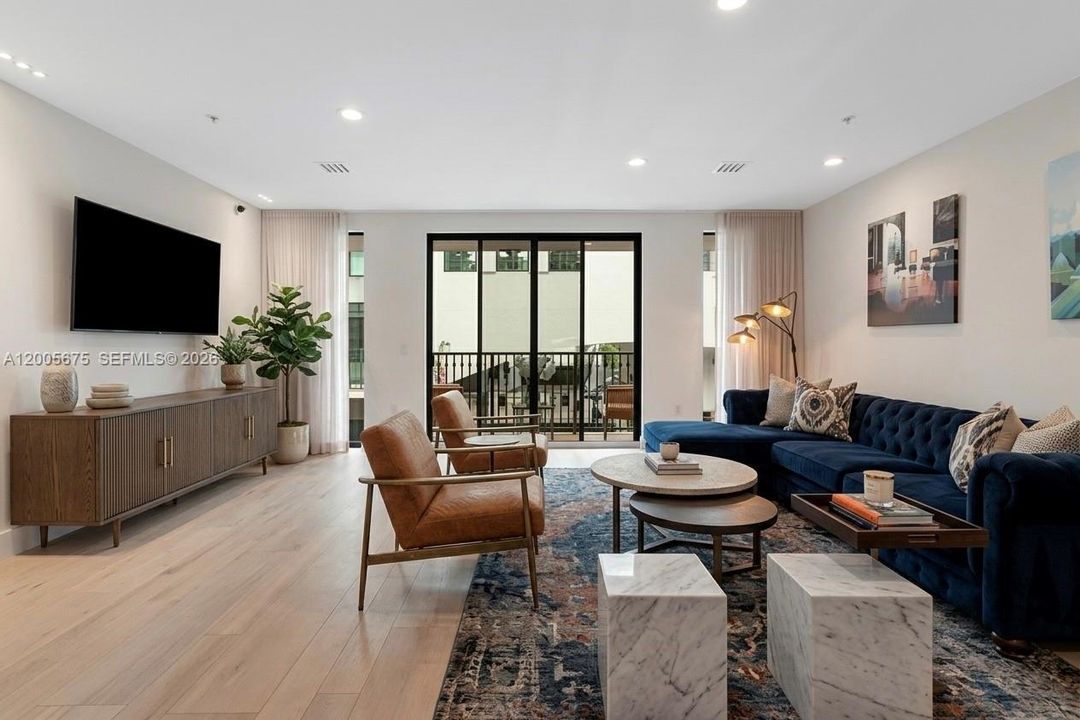 Active With Contract: $1,749,000 (4 beds, 4 baths, 2675 Square Feet)