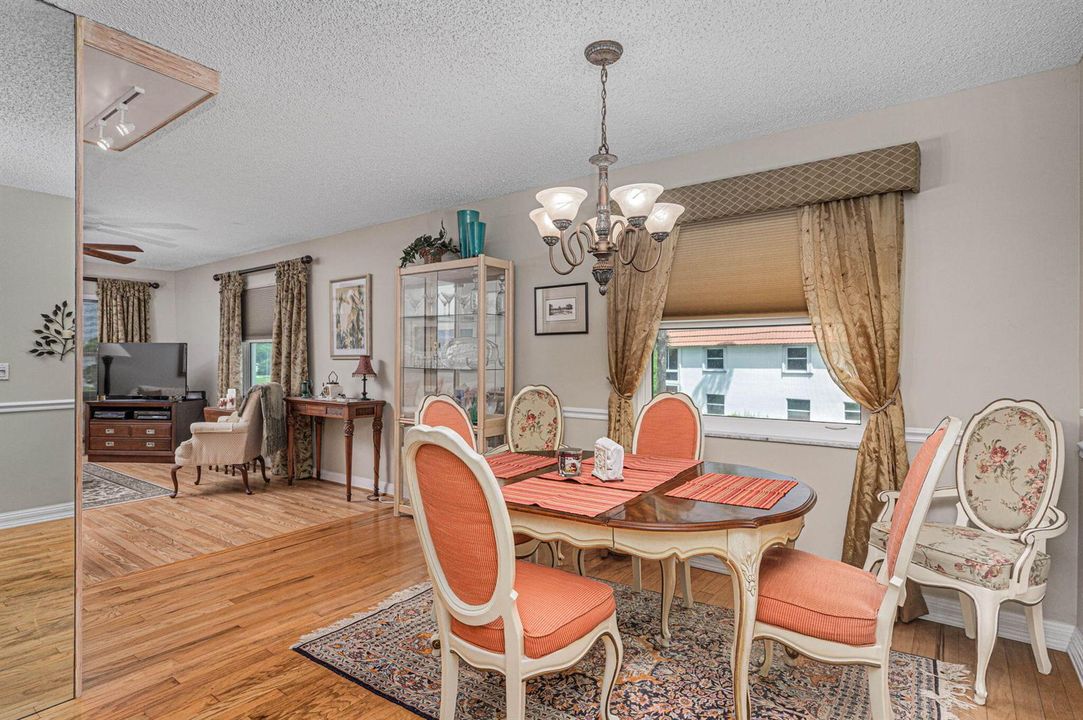 16-web-or-mls-1225 NW 21st St 7-708 - 16