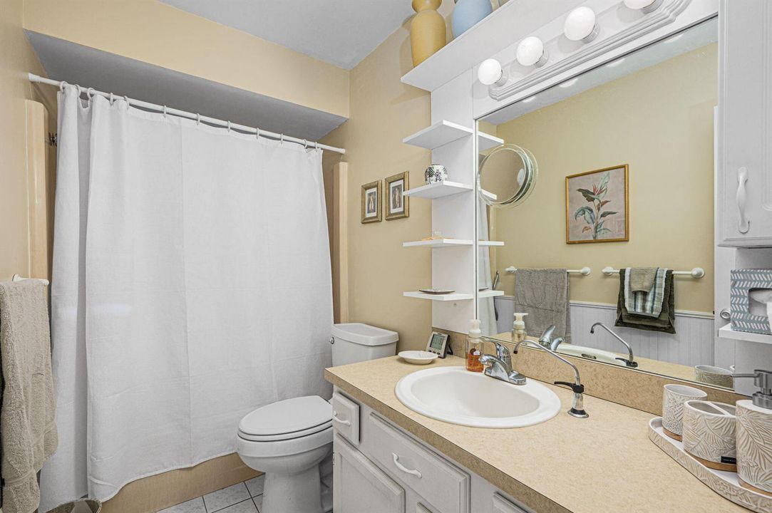 12-web-or-mls-1225 NW 21st St 7-708 - 12