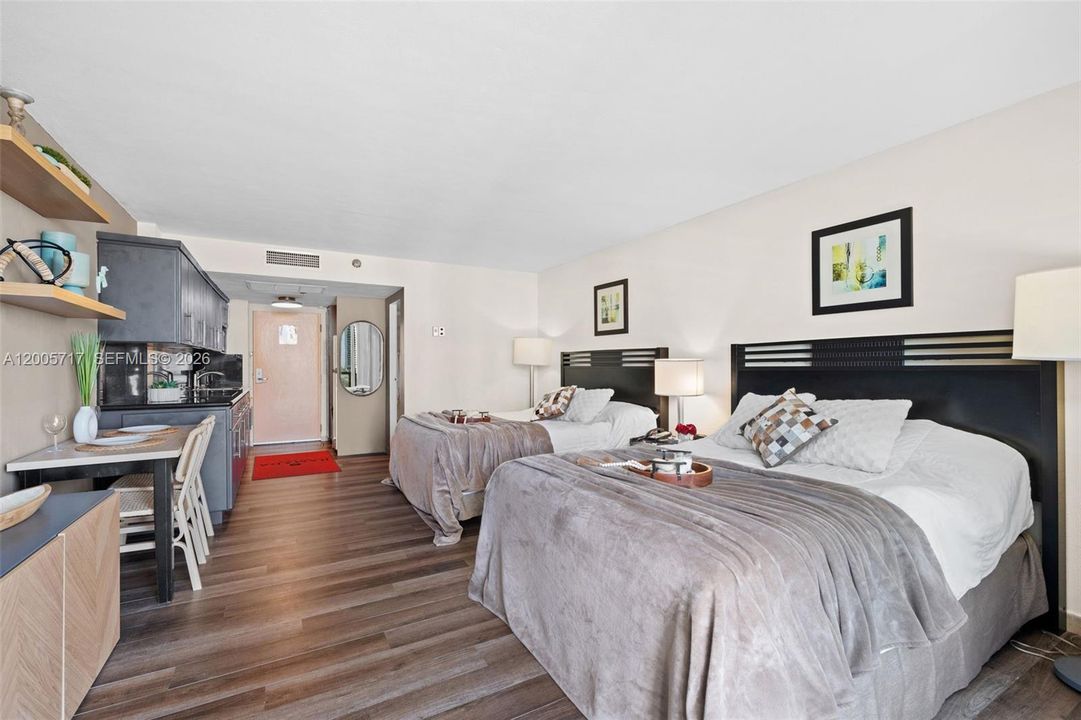 For Sale: $129,000 (0 beds, 1 baths, 360 Square Feet)