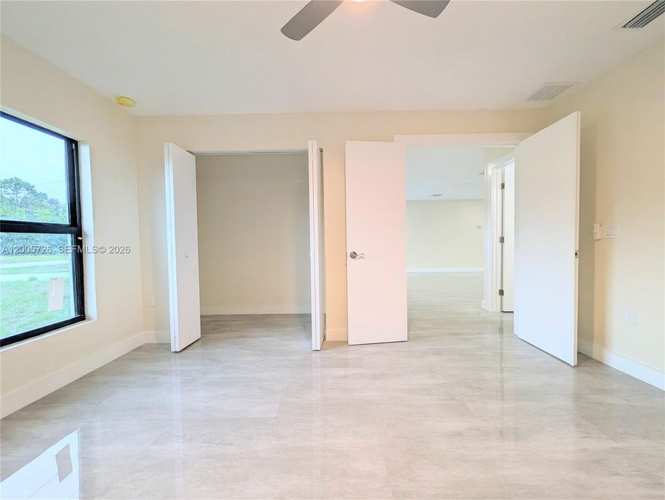 На продажу: $439,000 (4 спален, 3 ванн, 0 Квадратных фут)