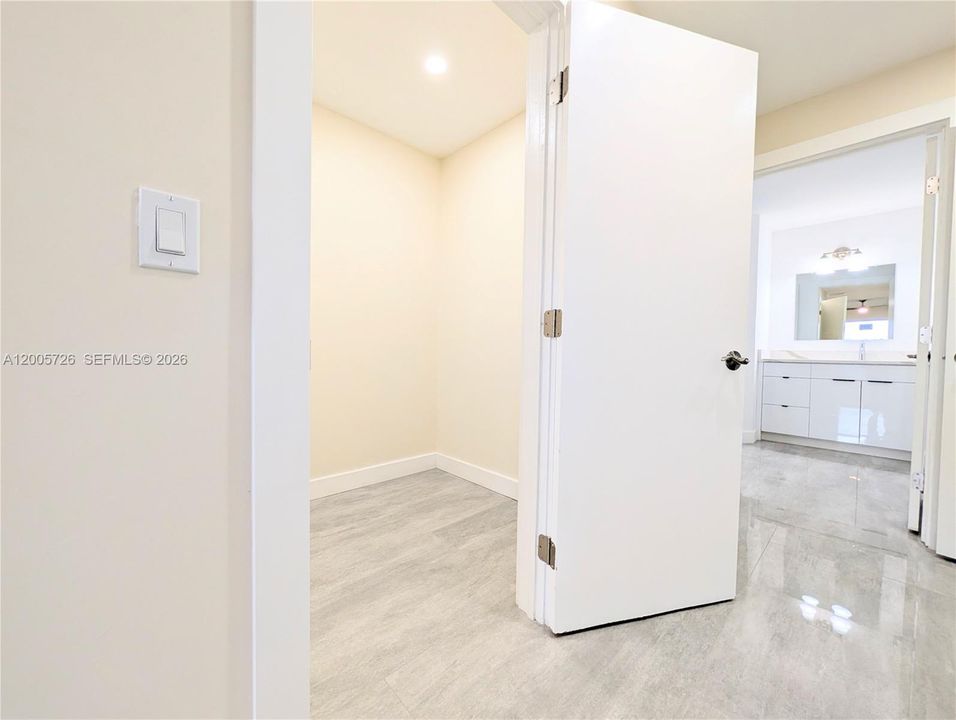 На продажу: $439,000 (4 спален, 3 ванн, 0 Квадратных фут)