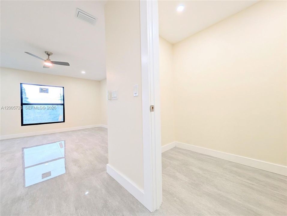 На продажу: $439,000 (4 спален, 3 ванн, 0 Квадратных фут)